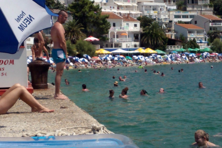 Neum očekuje milion gostiju