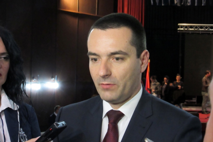 Kodžoman: Nastaviti razvoj industrije i privrede