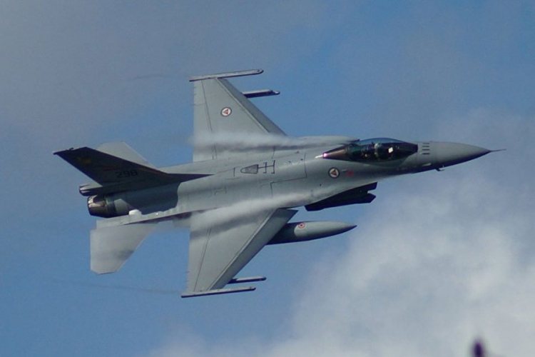 Norveški borbeni avion greškom pucao u osmatrački toranj