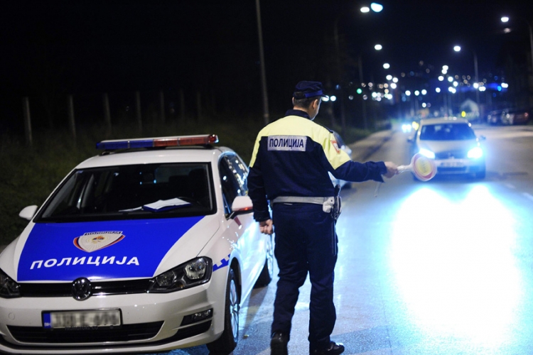 Zbog vožnje neregistrovanih vozila u prva tri mjeseca kažnjena 484 vozača