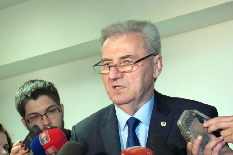 Vanredna sjednica Ekonomsko-socijalnog savjeta RS: Kolektivne ugovore produžuju na mjesec dana