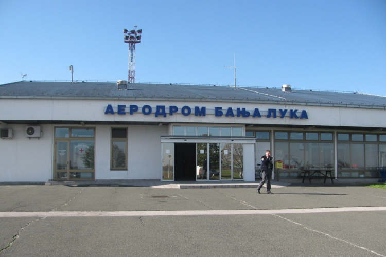 "Aerodromi RS" isplaćuju nesaglasne male akcionare, novac daje Vlada RS

