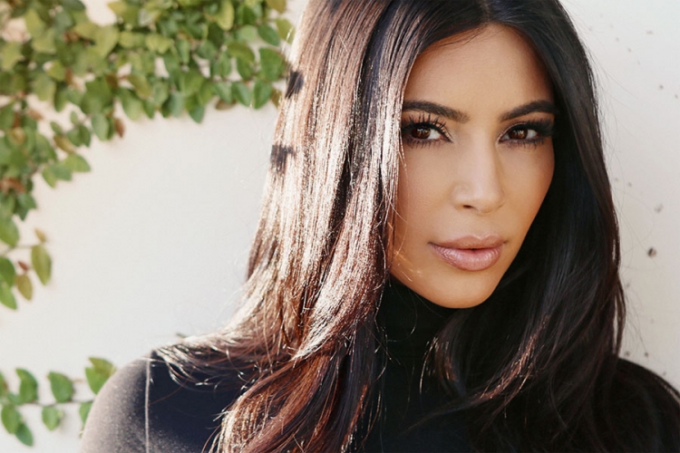 Ona je majstor transformacije: Kim Kardašijan se prepolovila (FOTO)
