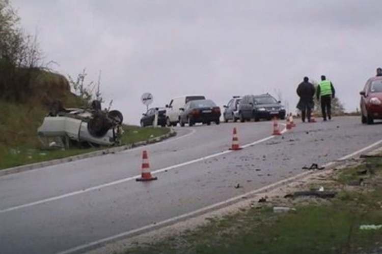 Novi Pazar: Bivši bokser u sekundi ostao bez majke, supruge i dvogodišnje kćerke