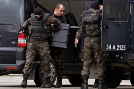 Turska: Ubijen policajac u napadu na sjedište policije