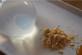Kolač sa nula kalorija koji nestaje za 30 sekundi (VIDEO)