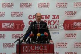 14. maja i opozicija i vlast na Trgu Krajine