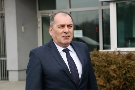 Mali akcionari RS predali Mektiću 10 predmeta korupcije pri ...