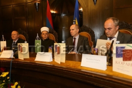 U Banjaluci promovisan "Koran", prevod Kur'ana na ćirilici (FOTO)