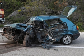 Tragedija u Palama: Maloljetnik sletio sa ceste, poginuo tinejdžer