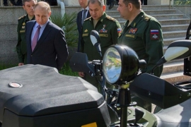 General nasmijao Putina: Polomio bravu da bi mu otvorio vrata (VIDEO)