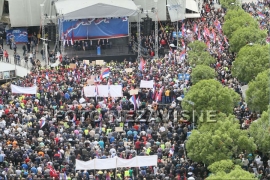 Završen miting vlasti, Dodik pozvao okupljene da se mirno raziđu ...