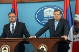 Ivanić: Neka se Dodik bavi sobom