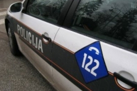 Zenica: Jedno lice teže povrijeđeno u sudaru automobila i kamiona