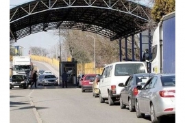 AMS RS: Na graničnom prelazu Gradiška zadržavanje do sat vremena