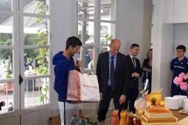 Đokoviću novinari otpjevali rođendansku pjesmu (FOTO)