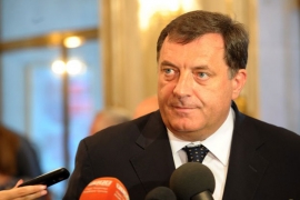 Dodik: Bata Živojinović idol mnogih generacija