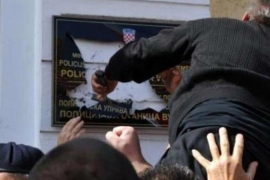 Јosiću presuda za organizovanje razbijanja dvojezičnih ploča u ...