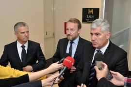 Čović, Izetbegović i Radončić iza zatvorenih vrata o lokalnim ...