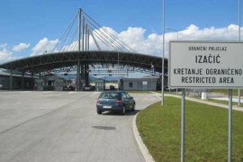 Usporen saobraćaj na graničnim prelazima Izačić, Brod i Gorica 