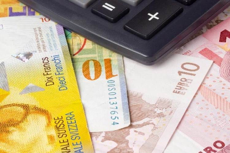 Kredite u švajcarcima rješavati u odnosu klijent-banka