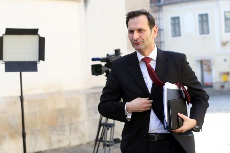 Keri odbio primiti hrvatskog ministra inostranih poslova