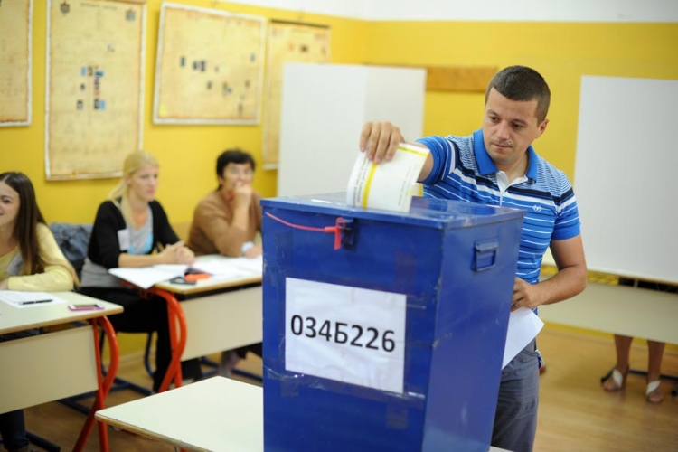 Nekoliko opština u BiH opstruiše izborni proces: Lokalne kase "zaključane" za izbore