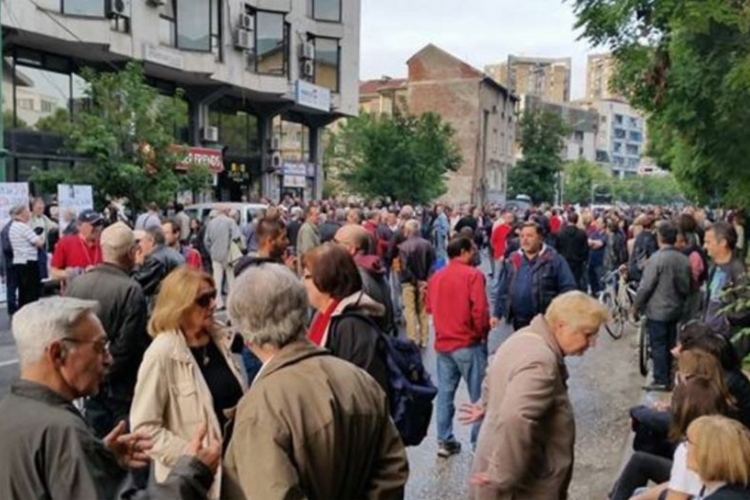 Nastavljeni protesti u Skoplju i drugim gradovima