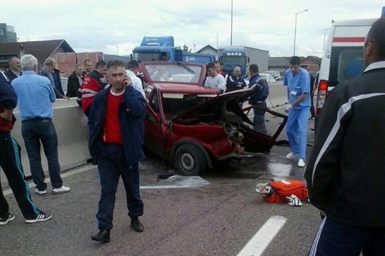 Banjaluka: Jedno lice poginulo u sudaru četiri vozila