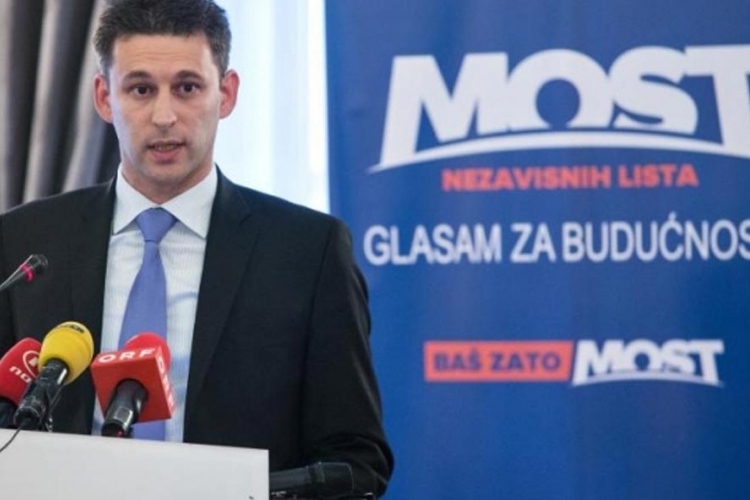 Petrov: MOST izlazi iz Vlade
