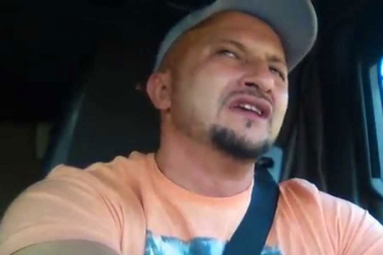 Raspjevani kamiondžija iz BiH objavio novi klip (VIDEO)