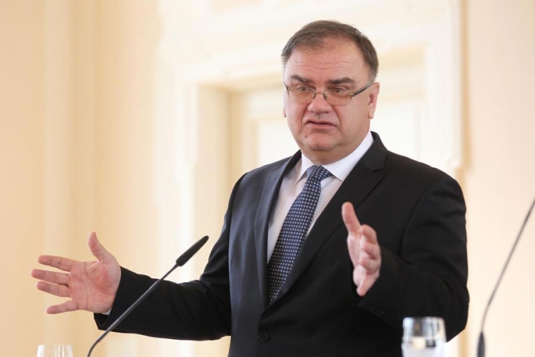 Ivanić: Pokušaj uvođenja preglasavanja umjesto konsenzusa