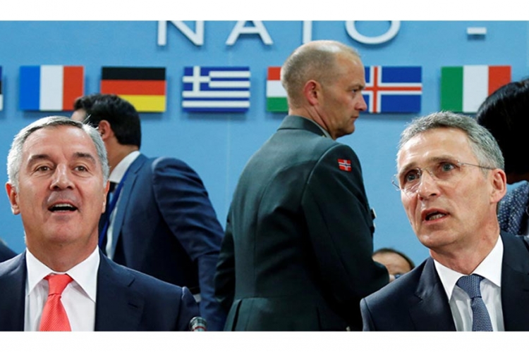 Crna Gora potpisala Protokol o pristupanju NATO-u