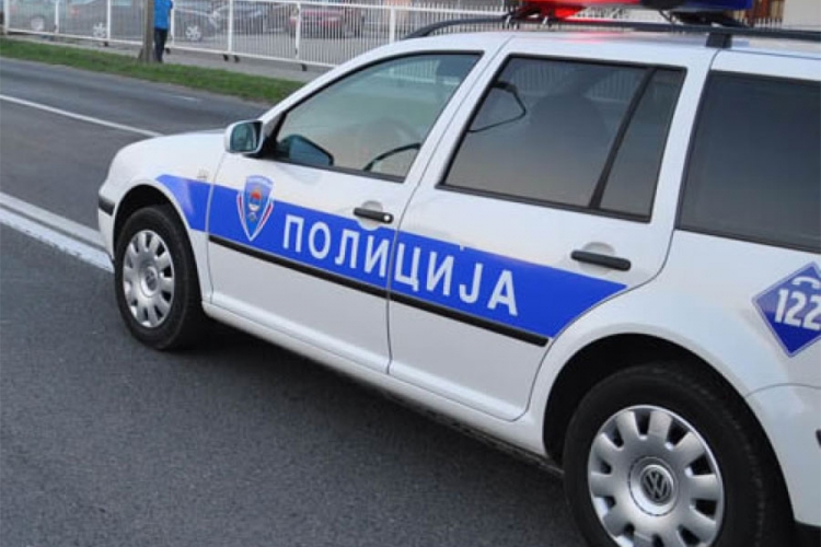 Ukrali gorivo iz kamiona u Pelagičevu