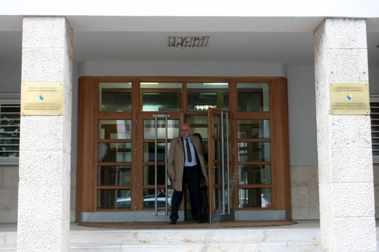 Za lokalne izbore u oktobru prijavljeno 115 stranaka