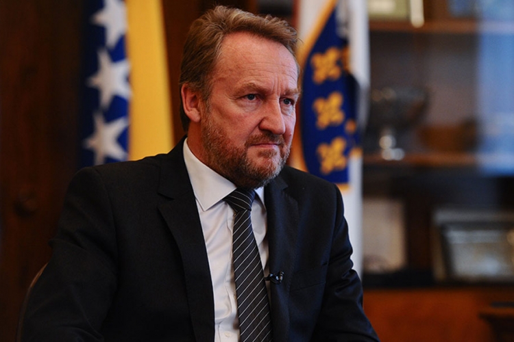 Izetbegović: Optimista sam kada je u pitanju prilagođavanje SSP-a