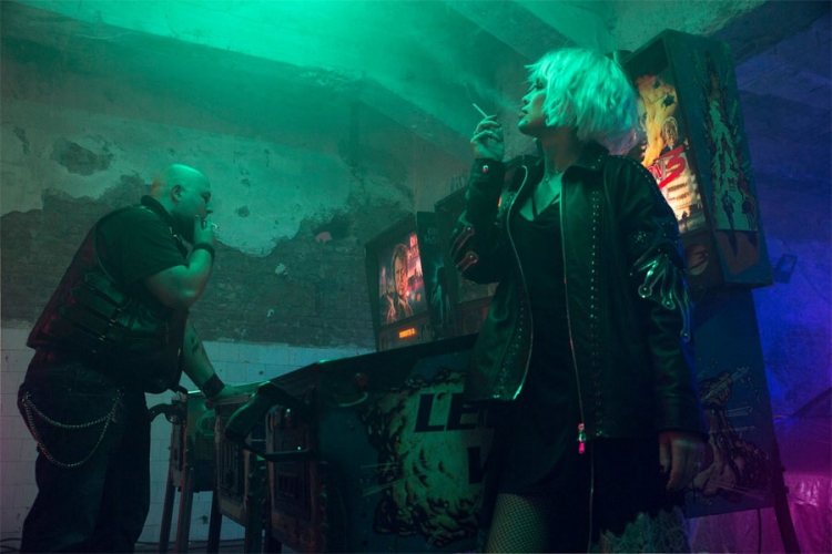 Seksi i plava: Severina objavila novi spot (VIDEO)
