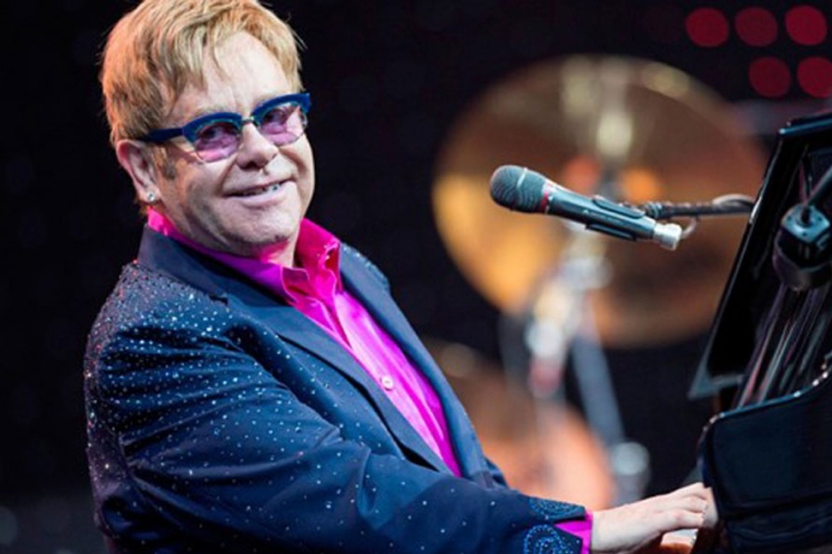 Elton Džon se još nada sastanku sa Putinom