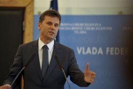 Novalić: Trebamo nove ljude u institucijama koje koče projekte Vlade