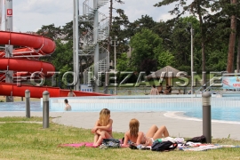 Počela sezona kupanja na banjalučkoj “Akvani”