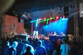 Banjaluka: Kiša i tri muzička žanra na Kastelu
