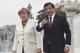 Merkel: "Nerazumljive" optužbe na račun poslanika turskog porijekla