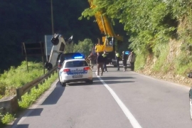 Banjaluka: Golf sletio u Vrbas, poginuli mladić i djevojka (FOTO)