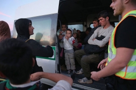 Na ulasku u Austriju u kombiju pronađeno 17 migranata