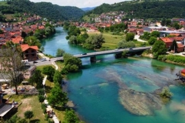 Bosanska Krupa: Kuće na obnovu čekaju dvije decenije