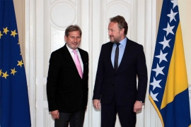 Izetbegović sa Hanom: Realna mogućnost da BiH dobije status kandidata ...