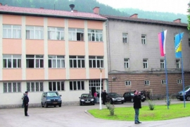 U RS 877 zatvorenika, u FBiH 1.960