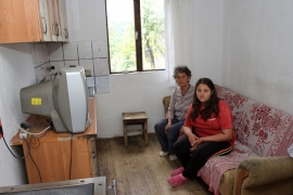 Saneli Joldžić (11), koja živi sa bakom i ujakom u Jošavci, kod ...