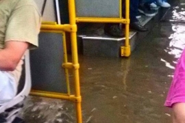 Da li je ovo moguće? Nevjerovatna slika iz autobusa obišla Srbiju ...