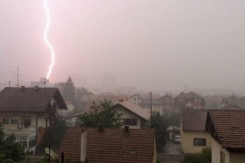 Banjalučani saniraju štetu nakon nevremena